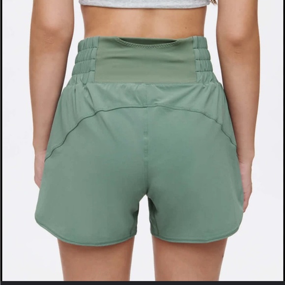 Outdoor Voices Shorts Womens XS Laurel Wreath LightSpeed 3” Outdoors Gym Running - Picture 2 of 10